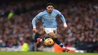 ماذا ينتظر عمر مرموش في مباراة مانشستر سيتي ويوفنتوس؟