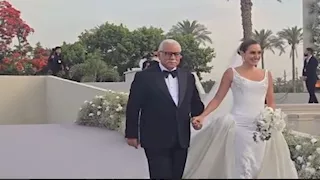 9 صور جديدة من حفل زفاف أمينة خليل وأحمد زعتر بحضور النجوم