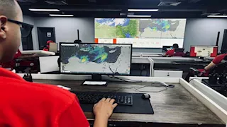 قطع كهرباء وتضرر المنازل والمحال.. ماذا حدث جراء سيول الإسكندرية؟