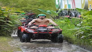 ستوري نجوم كرة القدم.. وداع معلول والسولية.. سيلفي مصطفى محمد مع القرد