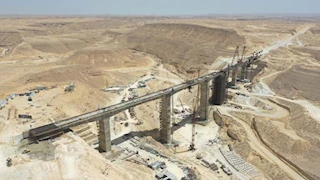 أحدث 7 صور لأعلى كوبري في مصر.. خور مايو يرتفع إلى 80 مترًا