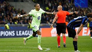 معادلا رونالدو.. رافينيا يحقق رقما قياسيا تاريخيا في دوري أبطال أوروبا