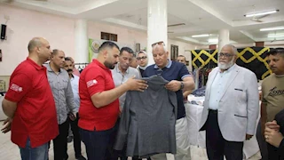 بنك الكساء المصري يطرح 50 ألف قطعة ملابس للأسر الأولى بالرعاية في الوادى الجديد