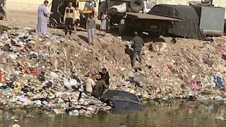 انتشال سيارة سقطت في ترعة الشرقاوية بالقليوبية