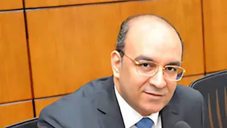 جراحة دقيقة بمستشفى تمى الأمديد تعيد شابًا للحركة