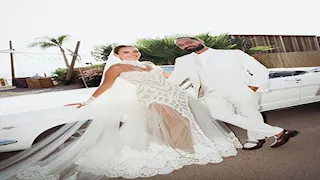 بالفيديو.. أمينة خليل ترقص مع زوجها على أغنية "3 دقات" في حفل زفافها