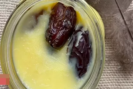 فوائد التمر المنقوع بالسمن على معدة فارغة