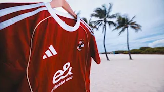 "قبل كأس العالم للأندية".. 18 صورة لتقديم قميص الأهلي الجديد في شوارع ميامي