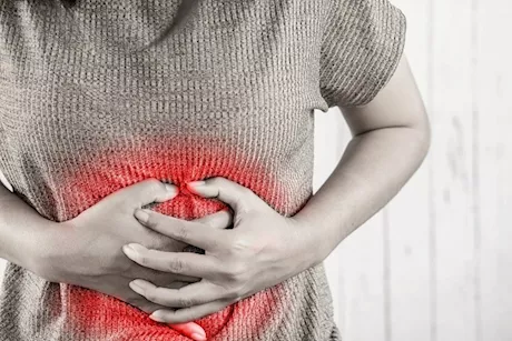 أطعمة تسبب ضعف جدار المعدة.. احذرها