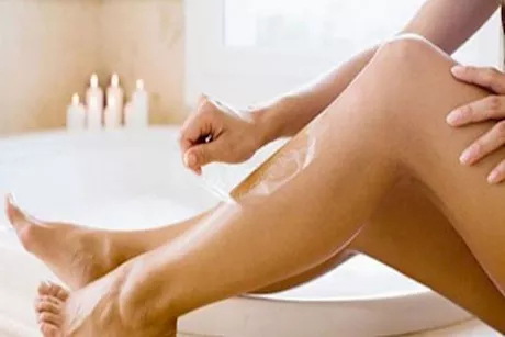 5 وصفات منزلية للتخلص من اسمرار الفخذين عند النساء 