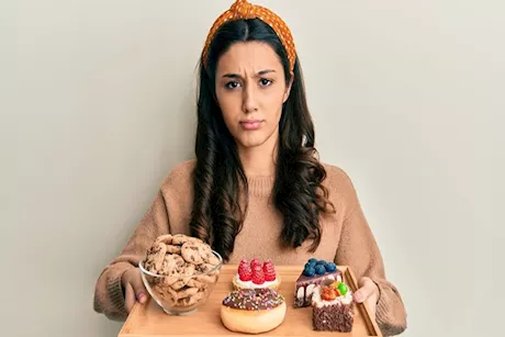 شهيتك خلال الدورة الشهرية... مؤشرات صحية خفية