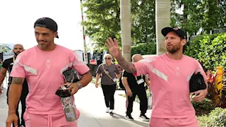 "رفقة سواريز".. أول ظهور لميسي قبل مباراة الأهلي وإنتر ميامي (صورة)