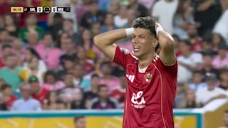 إمام عاشور يدعم لاعبي الأهلي قبل مباراة بورتو بكأس العالم للأندية