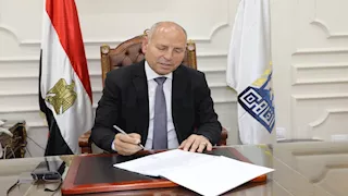 77 % نسبة النجاح.. محافظ القاهرة يعتمد نتيجة الشهادة الإعدادية