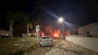 دمار ورعب وبكاء وعويل... شاهد تأثير الصواريخ الإيرانية على إسرائيل؟- صور وفيديو