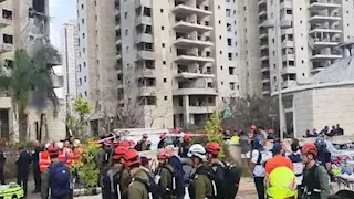 عمليات إجلاء واسعة للإسرائيليين في بيتاح تكفا وتل أبيب وحيفا