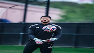 الأهلي يكشف سبب غياب الشناوي عن مباراة إيجل نوار بدوري الأبطال