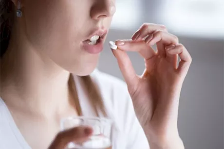 6 آثار جانبية للمضادات الحيوية على صحة النساء.. اعرفها