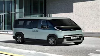 كيا تطلق سيارتها PV5 Passenger الكهربائية الصغيرة بالأسواق.. صور