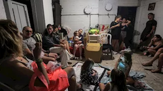 بعد هجوم طهران.. إسرائيل تُعلن انتهاء التهديد الإيراني وتسمح بالخروج من الملاجئ