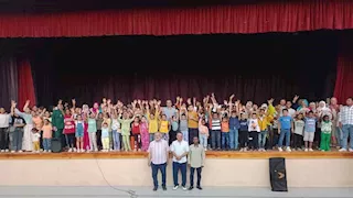 بالصور.. عروض تراثية وورش إبداعية في ختام برنامج "مصر جميلة" بأسوان