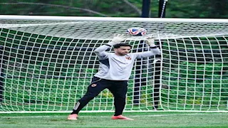 مصطفى شوبير يثير الجدل بمنشور كوميدي عن والده