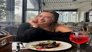 فتاة تعاني من السرطان تكشف عن 3 علامات خطيرة.. احذرها