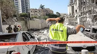 أبرزها تل أبيب وحيفا.. دمار كبير في مواقع إسرائيلية جراء القصف الإيراني