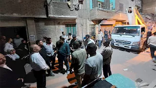 استخراج ناجيين آخرين في حادث انهيار عقاري حدائق القبة