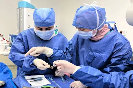 إنجاز طبي بالإسماعيلية.. زراعة قرنية معقدة لسيدة ستينية تحت مظلة التأمين الصحي الشامل