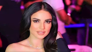 بـ"الحجاب".. درة تخطف الأنظار بإطلالتها في أحدث ظهور