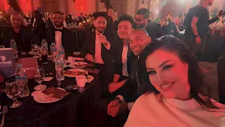 دارين حداد تنشر صورة مع حمادة هلال وتعلق: "سيلفي المداحين"