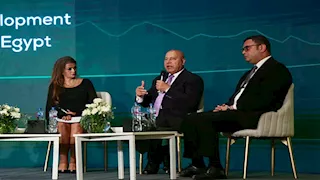 وزير النقل: ضخ تريليونَي جنيه لتطوير قطاعات الوزارة من 2014 إلى 2024