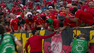 8 صور ترصد جماهير الأهلي من داخل استاد ميتلايف قبل مواجهة بورتو