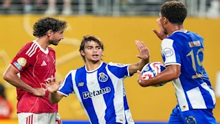 الأهلي يكتفي بتعادل المليون دولار أمام بورتو ويودع كأس العالم للأندية