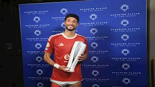 وسام أبو علي يعيد إنجاز بيليه التاريخي بعد غياب 63 عاما