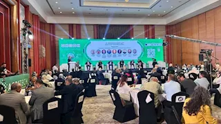 رئيس قطاع الإرشاد الزراعي يشارك في جلسة نقاشية حول تطوير التكنولوجيات الزراعية