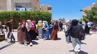 صراخ وبكاء بسبب صعوبة الفيزياء في جنوب سيناء.. وطلاب الأدبي: التاريخ طويل