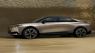 دي إس تطلق نسخة جديدة من N°8 الكهربائية بسعر يعادل 3.9 مليون جنيه.. صور وفيديو