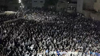 أم تزغرد: "بنتي شهيدة".. كفر السنابسة تودع ضحايا إقليمي المنوفية -فيديو