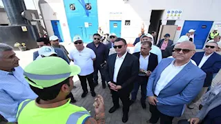 وزير الإسكان ومحافظ القليوبية يتفقدان محطة مياه نوب طحا