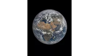 غيمة ضخمة فوق الإسكندرية.. أول صورة فضائية سبقت العاصفة