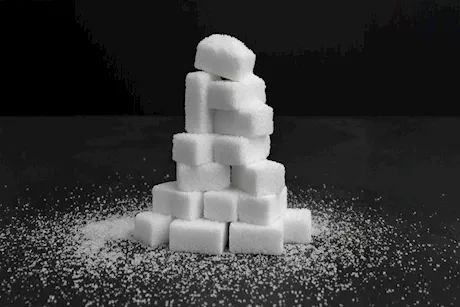 ما الفرق بين السكر الدايت والعادي؟