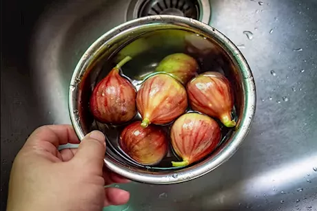 شرب ماء التين كل صباح- ماذا يفعل بالجسم؟