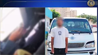فيديو صادم | سائق ميكروباص يتعاطى الحشيش أثناء القيادة.. وتدخل عاجل من الداخلية