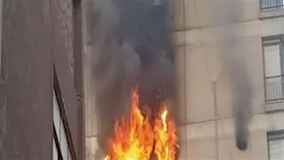 حريق داخل معرض موبيليا في عقار سكني بالإسماعيلية