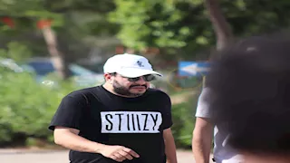 بالصور.. محمد الصاوي وحسام داغر في جنازة الراحل سامح عبد العزيز