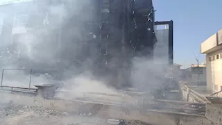  المبنى بقى كوم رماد.. آخر ما تبقى من حريق مول دبي بالشيخ زايد