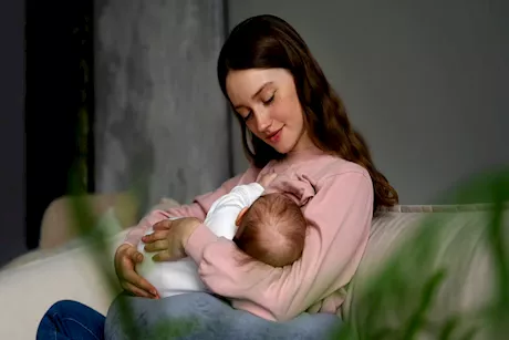 لهذا السبب لا تهملي رضعات الليل لطفلك