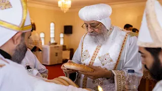 البابا تواضروس يصلي قداس عيد الرسل مع شباب أسبوع الخدمة العالمي